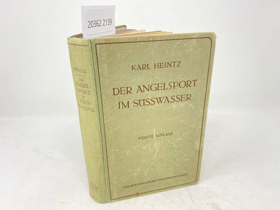 Der Angelsport im Süsswasser, Dr. Karl Heintz, Fünfte, neubearbeitete Auflage, mit 380 Textabbildungen, 4 Tafeln und 1 Bildnis, München und Berlin, 1922