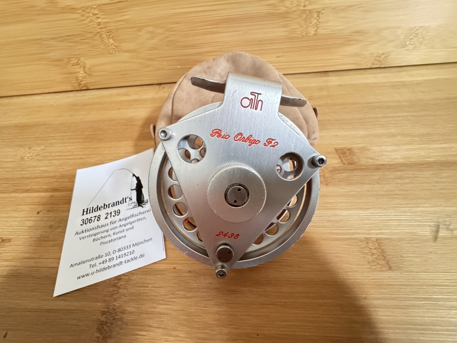 Fliegenrolle, Ari t Hart, Rio Orbigo F2, 2438, Linkshand, Gewicht 168 Gramm, Leder Rollenetui, leichte Gebrauchsspuren