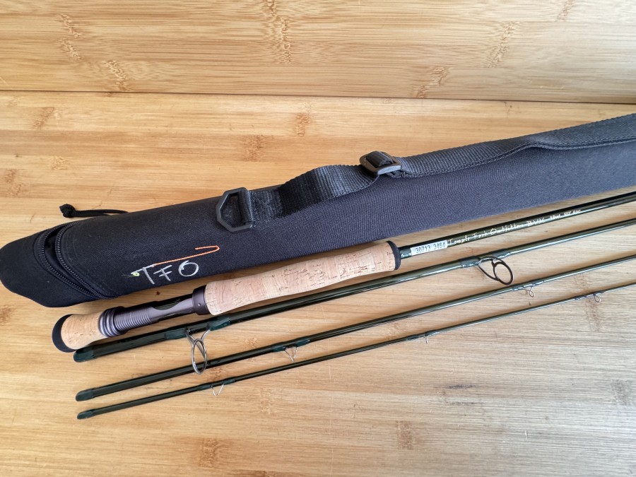 Fliegenrute, Temple Fork Outfitters, BVK, 4tlg., 9.0", #10wt, Gewicht 118 Gramm, Futteral, Codura Transportrohr, ungefischt, Transportlänge 810mm