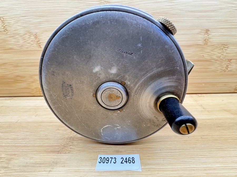 Lachsfliegenrolle, Alex Martin, Glasgow, Edinburgh & Aberdeen, "Thistle"Linkshand, Rollendurchmesser 105mm, Rollenbreite 50mm, sehr guter Zustand