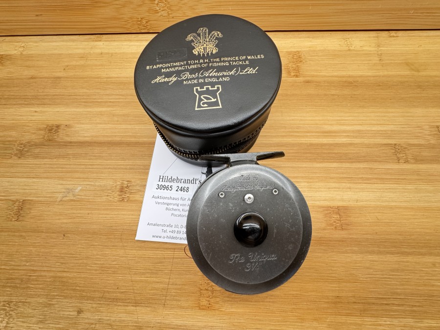 Fliegenrolle, Made by Hardy Bros. Ltd. England, The Uniqua 3 1/4", mit Fliegenschnur DT 3/4, Hardy Rollentasche, Gebrauchsspuren