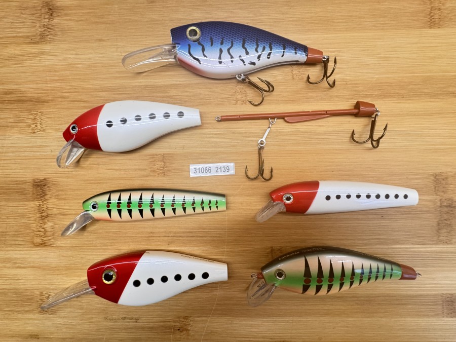 6 Wobbler, Cormoran, Buster, 125mm,  Floating, auswechselbares Hakensystem, ungefischt