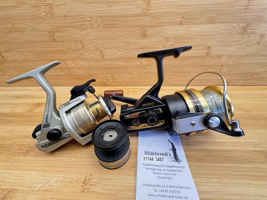 Stationärrollen Daiwa, Japan, BG60, Linkshand, geflochtene Schnur, Daiwa, Thailand, Graphite EL 1305 X, Ersatzspule, jeweils Gebrauchsspuren