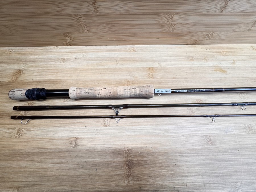 Fliegenrute, Sage, Graphite III, 1090-3RPLX, 9", #10, Gewicht 149g, Futteral, Alu Transportrohr, leichte Gebrauchsspuren, Transportlänge 1000mm