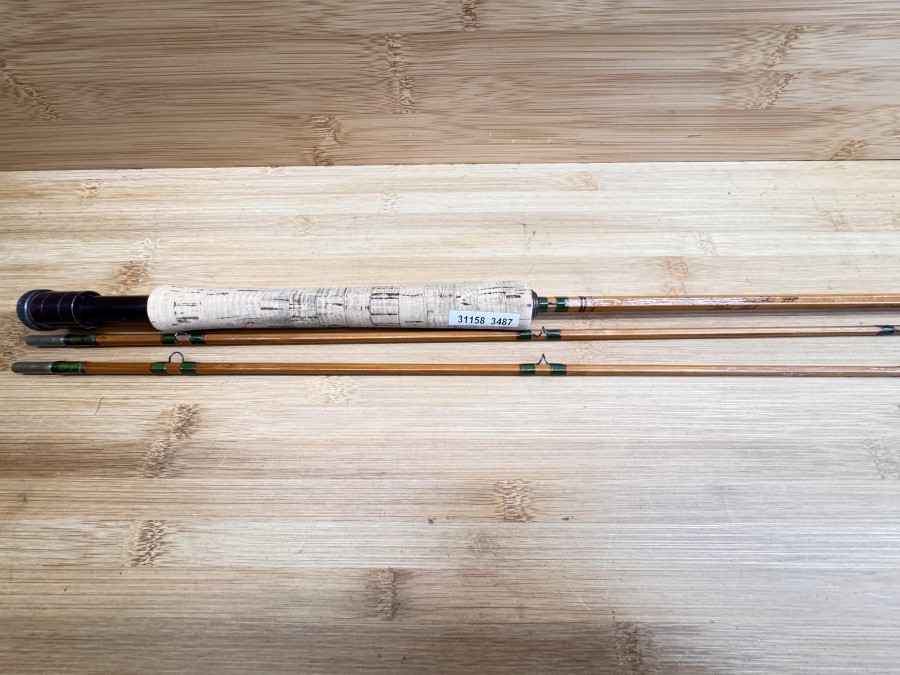 Gespliesste Fliegenrute, Pezon et Michel, Ritz Super Parabolic FFF, Fario Club, Made in France, Reservespitze, 2tlg, 2 m 57cm, #5, Gewicht 146g, Futteral, Gebrauchsspuren, Lackschäden, Transportlänge 1400mm