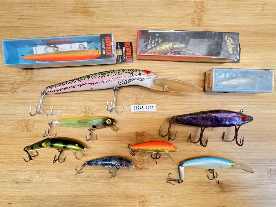 Wobbler, Konvolut von 10 Stück, Rapala, Salmo und anderen Herstellern, neu und gefischt, teilweise Hakenwechsel erforderlich