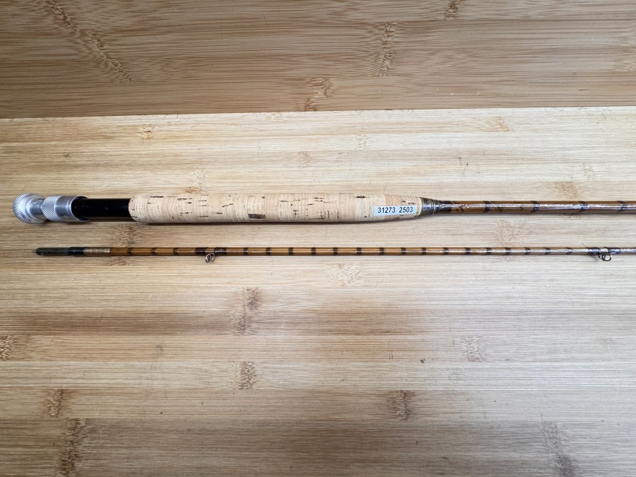 Gespliesste Fliegenrute, Made by Hardy Bros. Ltd Alnwick England, By Appointment, The Brit. Pat. N196216, The Halford Knockabout Rod Palakona Regd No.246936, 2tlg., 2,85m, #7, Gewicht 221g, Messinghülsen mit Druckknopf, Hülsenstopfen, Brückenringe, Intermatiates, Futteral, ungefischt, Transportlänge 1500mm