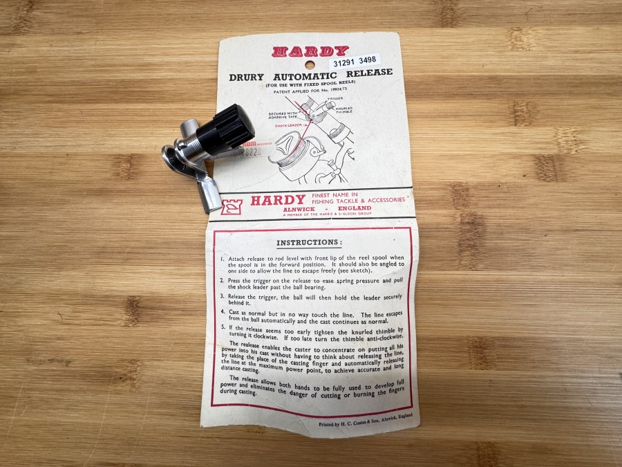 Drury Automatic Release, Hardy, Alnwick, England, Patent Applied for No. 19934/73, for use with fixed Spool Reels, neu