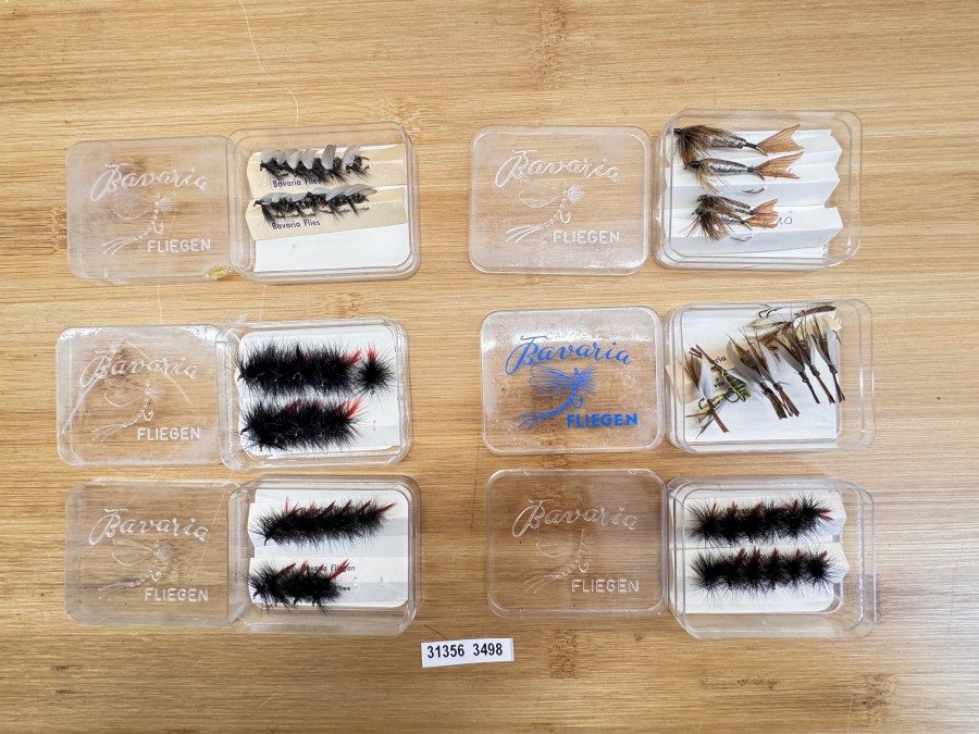 Kunstfliegen, Bavaria Fliegen, Made in Germany, 22 Behmfliegen 14, 12 Behmfliegen 12, 9 Heuschrecken 12, 4 Raffia braun/grau, 12 Blue Bottle, in Originalverpackung