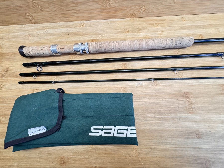 Zweihandfliegenrute, Sage, 9141-4 Graphite IV B, sehr schön aufgebaut von khd Hamburg, 4tlg., 14", #10, Gewicht 292g, Futteral, 1mal gefischt, Transportlänge 1150mm