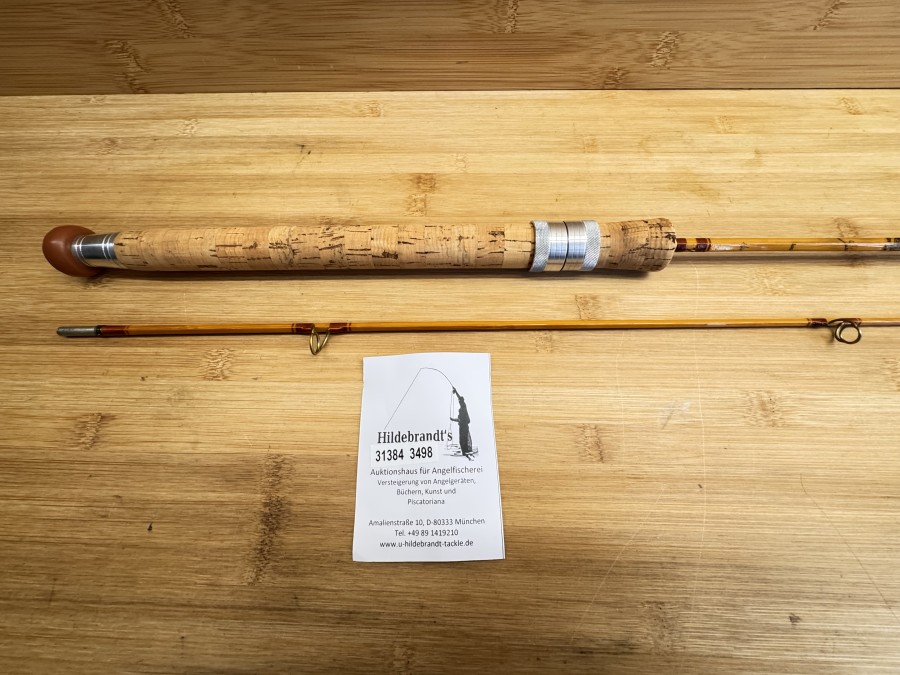 Gespliesste Spinnrute, Pezon et Michel, Luxor 200, 2tlg., 7.3", Gewicht 144g, Ringwicklungen rot, für leichtes Spinnfischen, Futteral, sehr guter Zustand, Transportlänge 1120mm