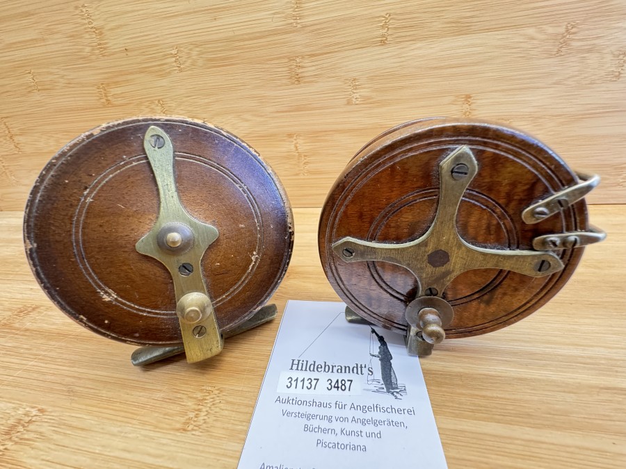 Vintage Angelrollen, Holz, Messing Rückenkreuz, Rechtshand, Rollendurchmesser 80mm, Rollenbreite 40mm, und Rollendurchmesser  100mm,  Rollenbreite 50mm, Gebrauchsspuren