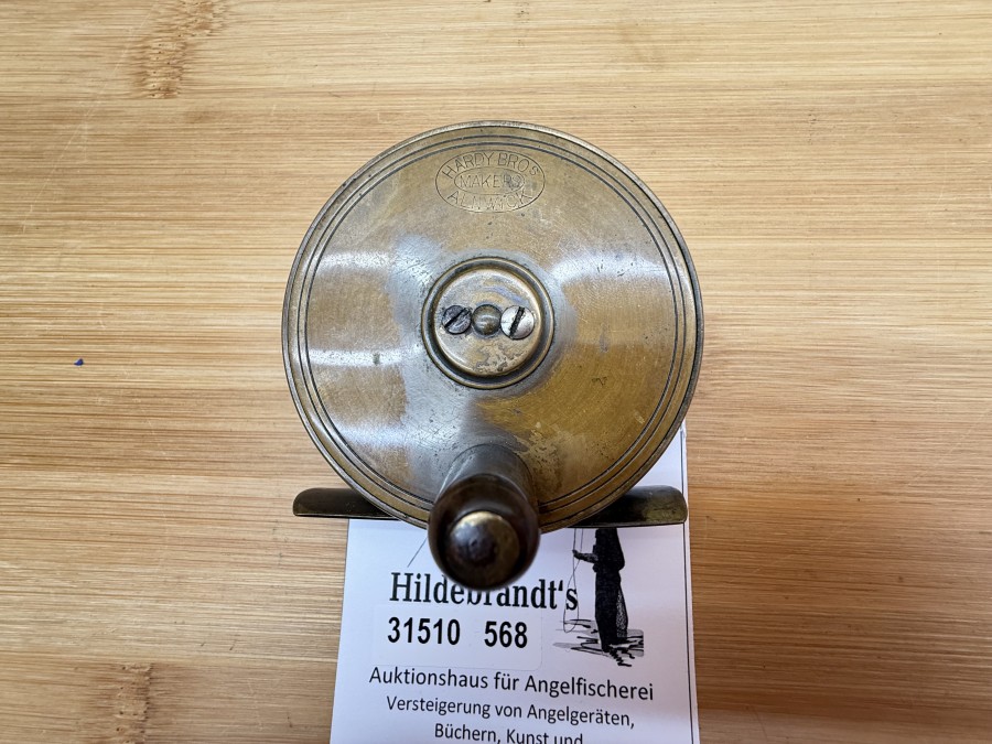 Vintage Messingrolle, Hardy Bros. Makers, Alnwick, Rollendurchmesser 62mm, Rollenbreite, 26mm, Gewicht 202g, Horngriff, sehr schöne Patina, edles Dekostück