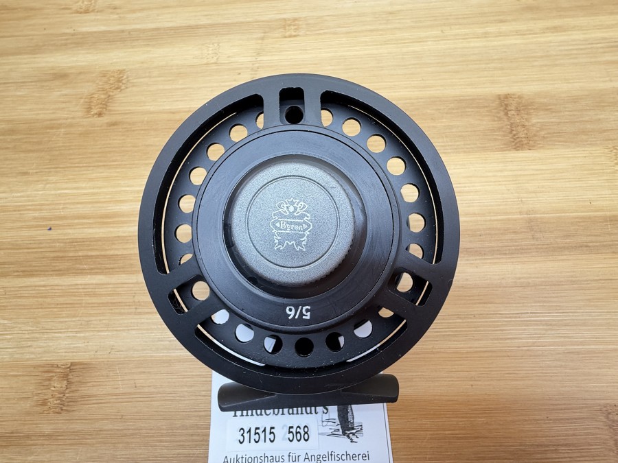 Fliegenrolle, Byron, 5/6, Linkshand, Rollendurchmesser 90mm, Rollenbreite 40mm, Gewicht 185g, neu im Karton