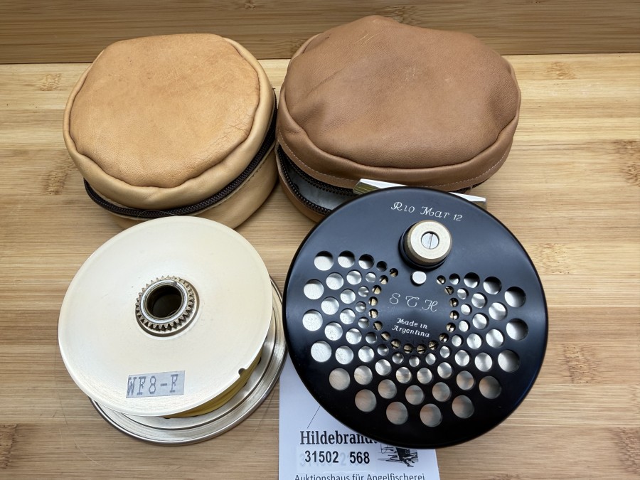 Lachsfliegenrolle, STH, Made in Argentinia, Rio Mar 12, Antireverse, Linkshand, #10-12, Gewicht mit Fliegenschnur 375g, Reservespule mit Fliegenschnur WF 8 F, sehr robuste und langlebige Rolle, Ledertaschen, leichte Gebrauchsspuren