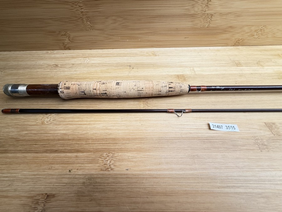 Fliegenrute, G. Loomis IM6 Blank, aufgebaut, Namenszug, ungleich geteilt, 2tlg., 8", #5-7, Gewicht 92g, ohne Futteral, Kunststoff Transportrohr, Gebrauchsspuren, Transportlänge 1250mm