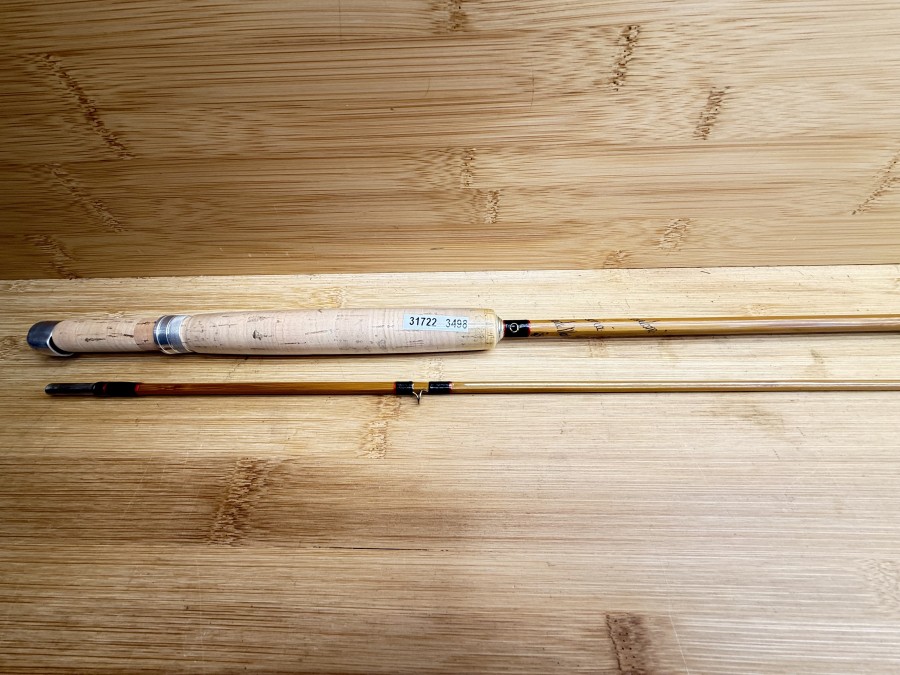 Gespliesste Fliegenrute, Made by Hardy's England, The Phantom Palakona, Regd Trade Mark, 2tlg., 8 1/2", #6, Gewicht142g, Hülsenstopfen, Futteral, neu, Transportlänge 1350mm