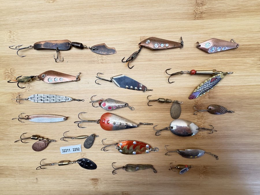Kunstköder, 20 Löffel und Spinner, Swiss Made, Kneubühler, Mepps und andere Hersteller, gefischt und neu
