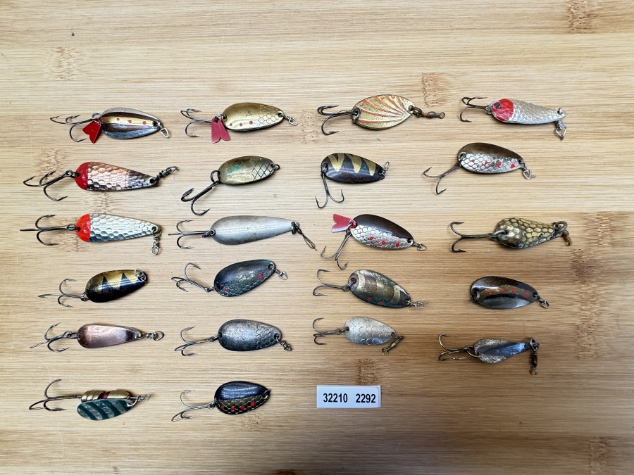 Kunstköder, 22 Löffel, Swiss Made, Burk, Mozzi und andere Hersteller, bronze, gold, silber, kupfer, 2 - 6g, 30 - 60mm, gefischt und neu