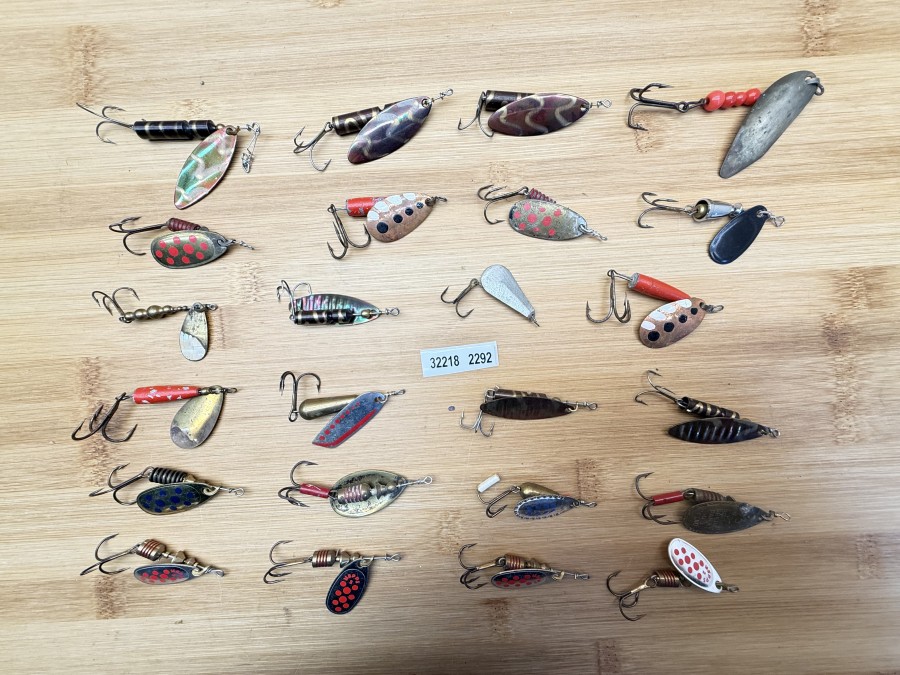 Kunstköder, 24 Spinner, Mepps, verschiedene Hersteller, Grösse 2 - 5, gefischt