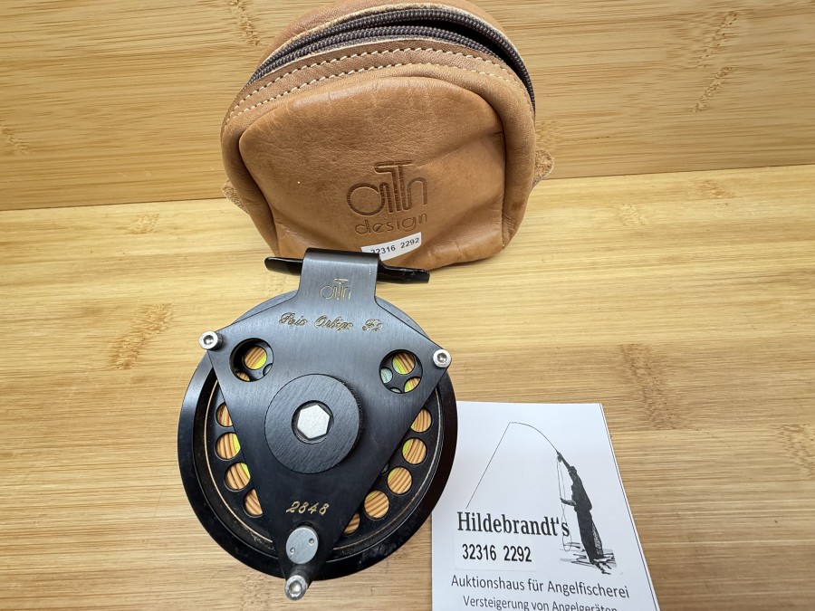 Fliegenrolle, Ari t Hart, Rio Orbigo F 2, 2848, Linkshand, Rollendurchmesser 81mm, Rollenbreite 30mm, Gewicht 208g, mit Trockenfliegenschnur WF 5 F, Rollentasche, Gebrauchsspuren