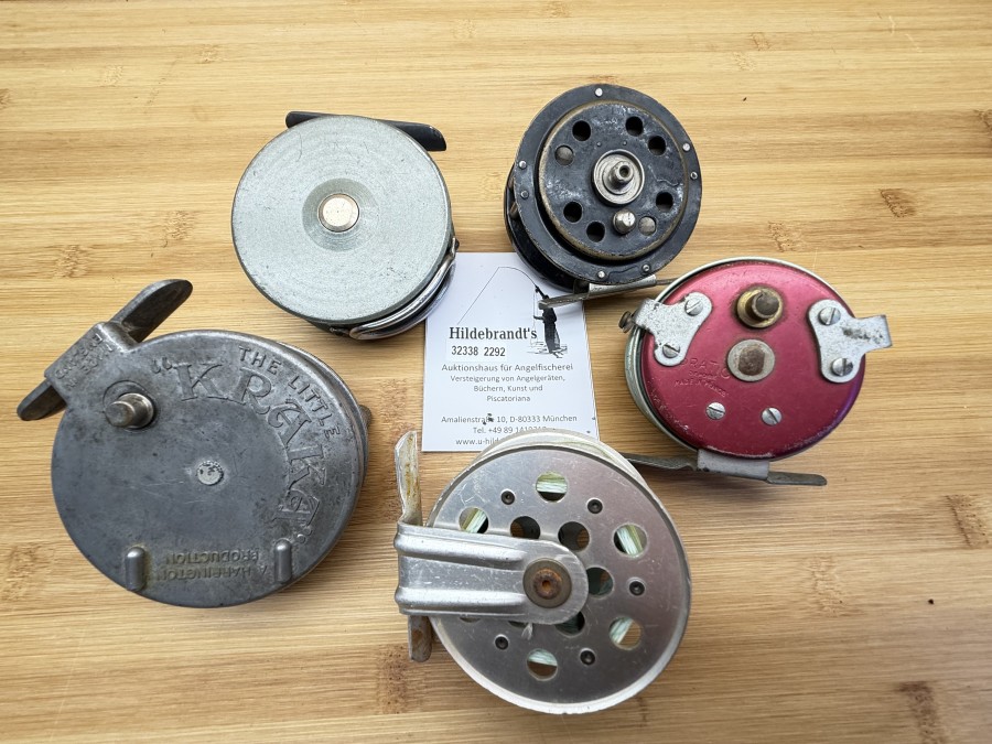 5 Vintage Angelrollen, The Little Kraka, Kador, Practice Debose, Made in France, 2 ungemarkte Rollen, Gebrauchsspuren