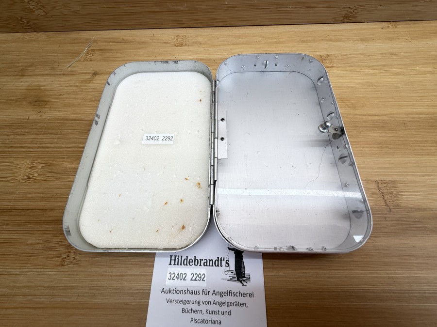 Fliegenbox, Wheatley, Silmalloy Metal, grosses Fach,  Foameinlage, 155x95x40mm, Gebrauchsspuren