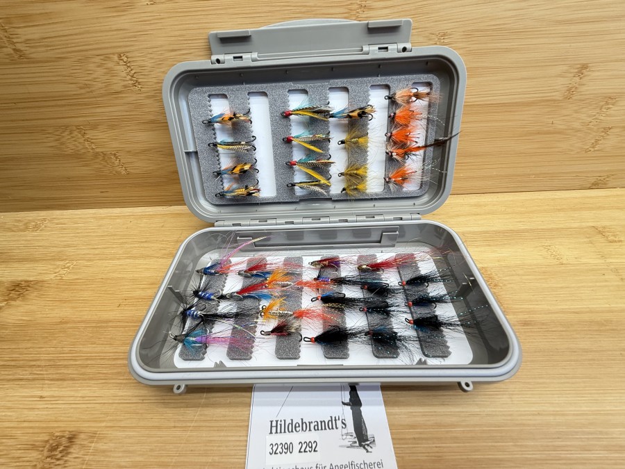 Lachsfliegen, Fliegenbox C&F Design, Foameinlage, 200x110x45mm, 37 Lachsfliegen, Doppelhaken und Drilling, ungefischt
