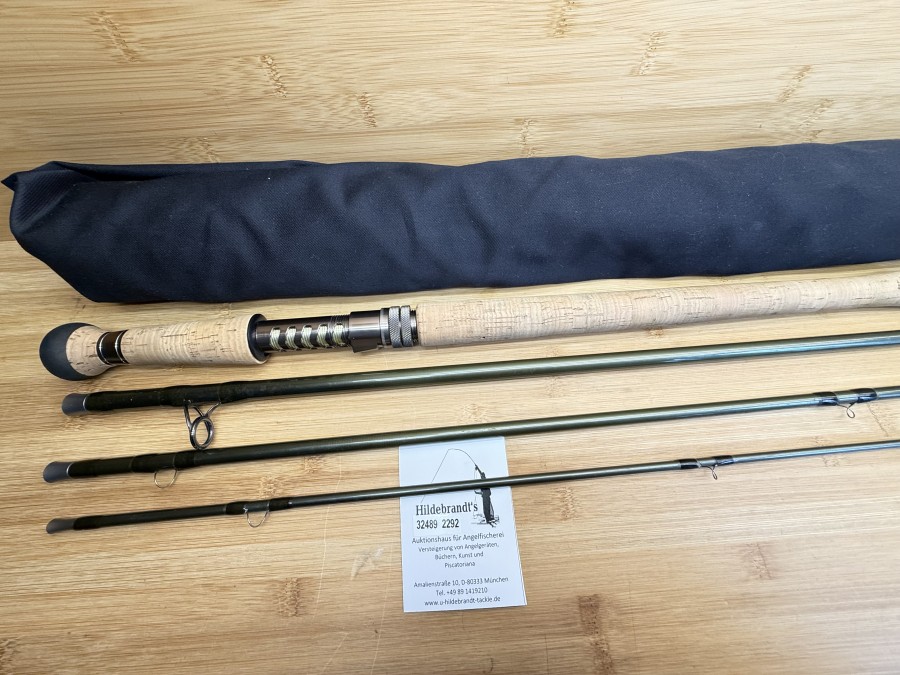 Zweihandfliegenrute, Hardy, Zenith Sintrix, 4tlg., 14.6´, SH-46", 46g/MS-62´ 50g, Gewicht 252g, Hülsenstopfen, Futteral, Alu Transportrohr, Schutzhülle, leichte Gebrauchsspuren, Transportlänge 1210mm
