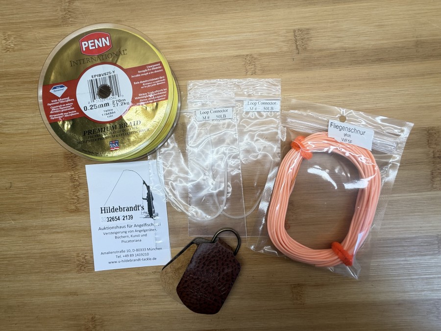 Fliegenfischer Kleinteile, Fliegenschnur gefischt,  WF 6 S, Amadou Original, 2 Loop Connector, 50lb, Penn Premium Braid, 0,25mm, 270m, angebrochene Spule