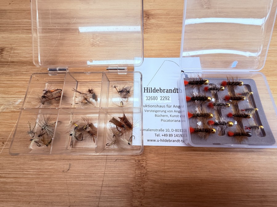Fliegensortiment, 30 Trockenfliegen, Grösse 14 bis 20, 14 Jig´s, # 12 bis 18, für Forellen und Äschen