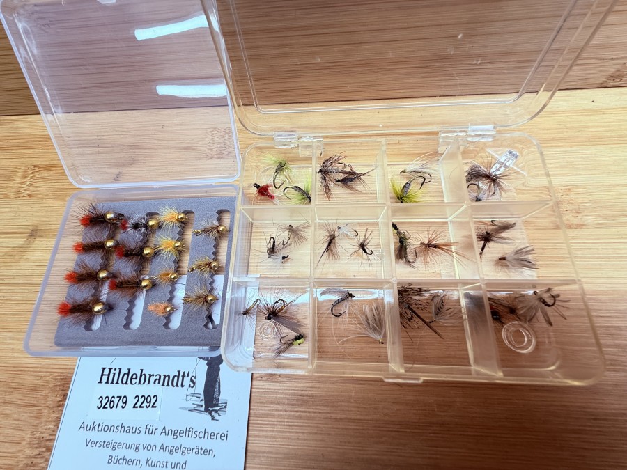 Fliegensortiment, 30 Trockenfliegen, Grösse 14 bis 20, 14 Jig´s, # 12 bis 18, für Forellen und Äschen