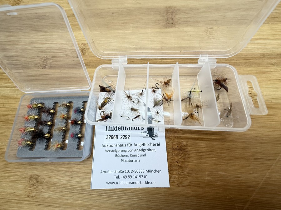 Fliegensortiment, 30 Trockenfliegen, Grösse 12 bis 20, 14 Jig´s, # 12 bis 16, für Forellen und Äschen