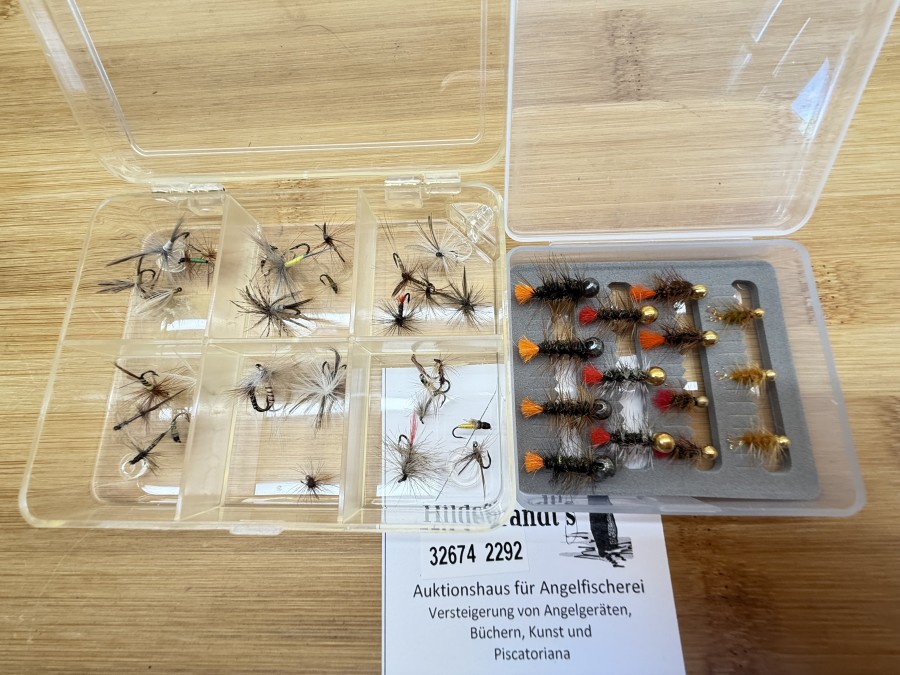 Fliegensortiment, 30 Trockenfliegen, Grösse 14 bis 20, 14 Jig´s, # 12 bis 18, für Forellen und Äschen