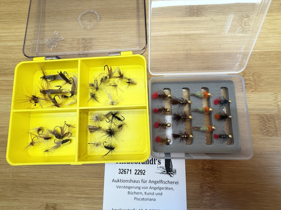 Fliegensortiment, 30 Trockenfliegen, Grösse 12 bis 20, 14 Jig´s, # 12 bis 16, für Forellen und Äschen
