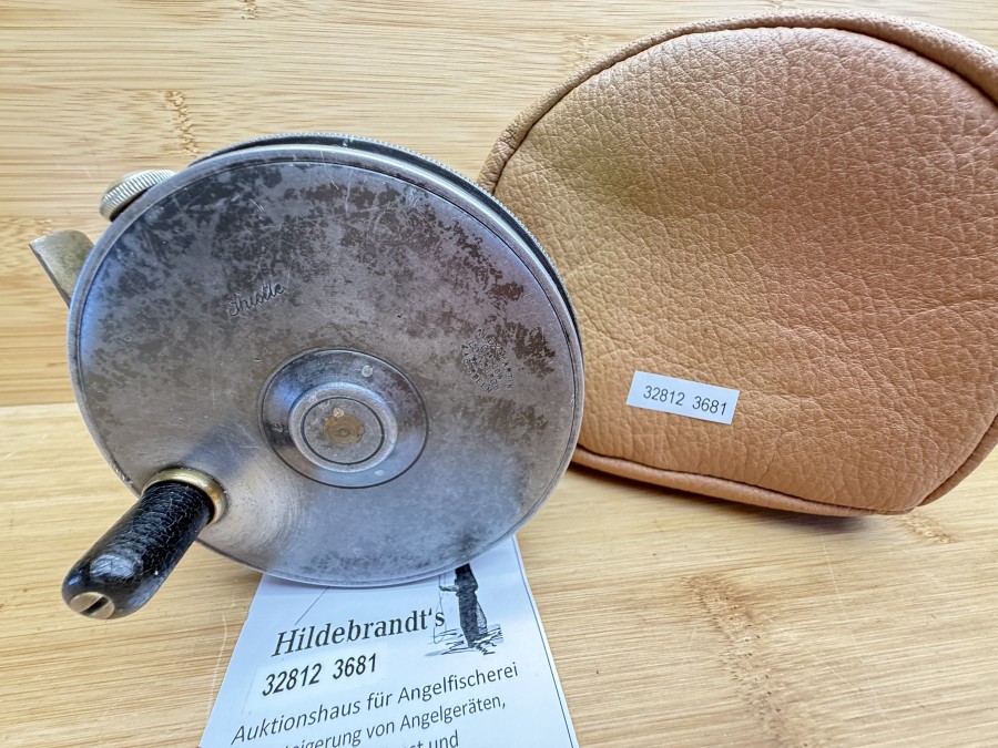 Lachsfliegenrolle, Alex Martin, Glasgow Edinburgh Aberdeen, Thistle, Rechtshand, Rollendurchmesser 101mm, Rollenbreite 46mm, Gewicht 466g, mit Fliegenschnur WF 10 F, Leder Rollentasche, sehr guter Zustand