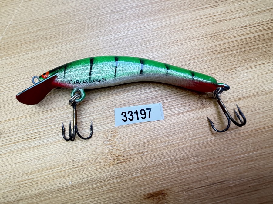 Wobbler, Turus Ukko, Handmade in Finland, gemarkt, Tiger, gemarkt, rot/silber/oliv/schwarz, 9cm, 11,00g, ungefischt