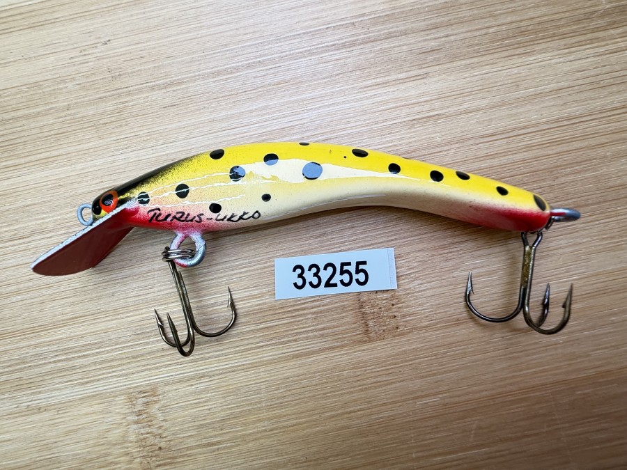Wobbler, Turus Ukko, Handmade in Finland, gemarkt, rot/beige/gelb/schwarz, mit schwarzen Punkten, 9cm, 11,00g, ungefischt