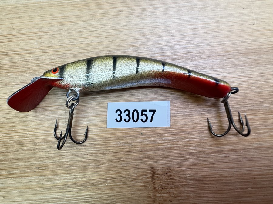 Wobbler, Turus Ukko, Handmade in Finland, rot/gold/schwarz, 7cm, 5,00g, ungefischt