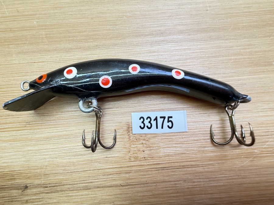 Wobbler, Turus Ukko, Handmade in Finland, Watchmen, schwarz, mit weiss/orangen Punkten, 9cm, 11,00g, ungefischt