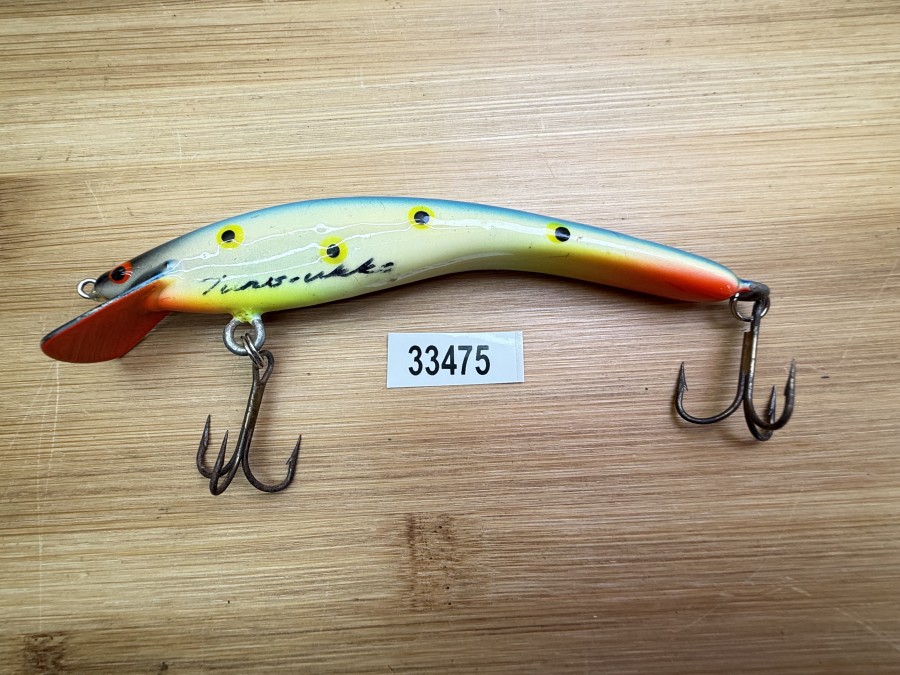 Wobbler, Turus Ukko, Handmade in Finland, gemarkt, orange/creme/blau/schwarz, mit gelb/schwarzen Punkten, 12cm, 15,00g, ungefischt