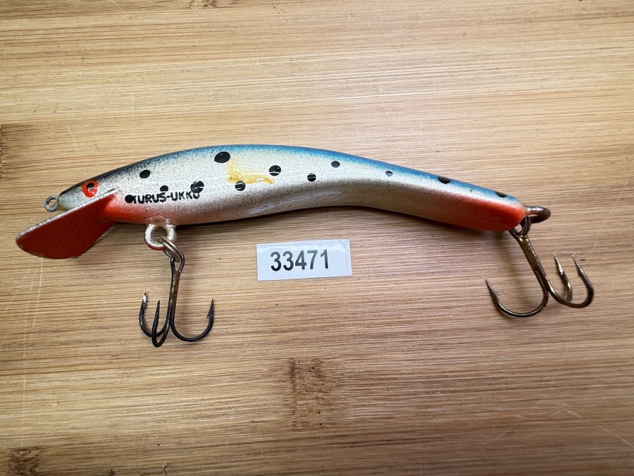Wobbler, Turus Ukko, Handmade in Finland, gemarkt, orange/creme/blau/schwarz, mit schwarzen Punkten, 12cm, 15,00g, ungefischt