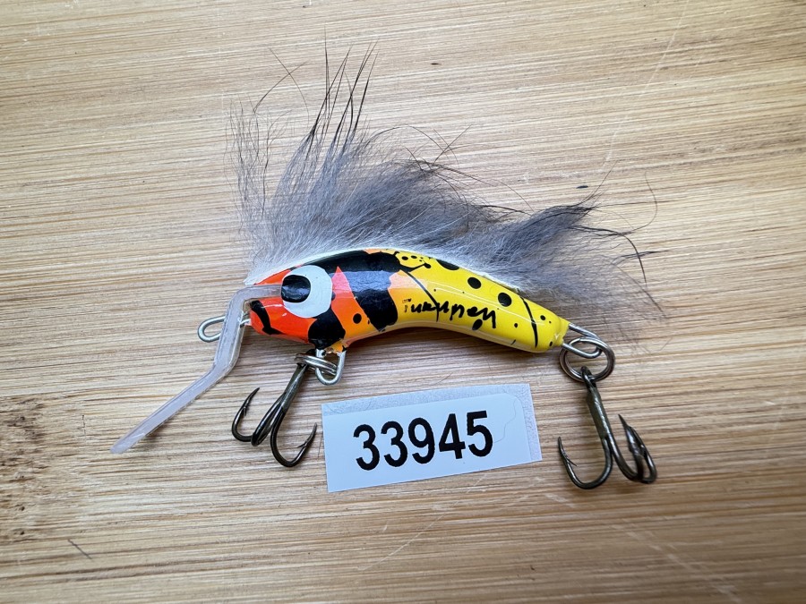 Wobbler, Turunen Finland, gemarkt, 4cm, 4g, gelb/orange/schwarz, grauer Fellstreifen, ungefischt