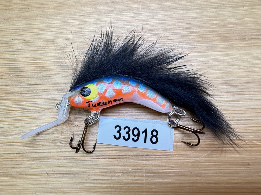 Wobbler, Turunen Finland, gemarkt, 4cm, 4g, beige/orange/blau, schwarzer Fellstreifen, ungefischt