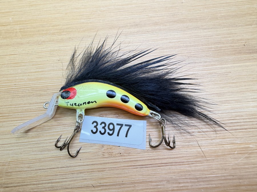 Wobbler, Turunen Finland, gemarkt, 4cm, 4g, orange/gelb/schwarz, schwarzer Fellstreifen, ungefischt