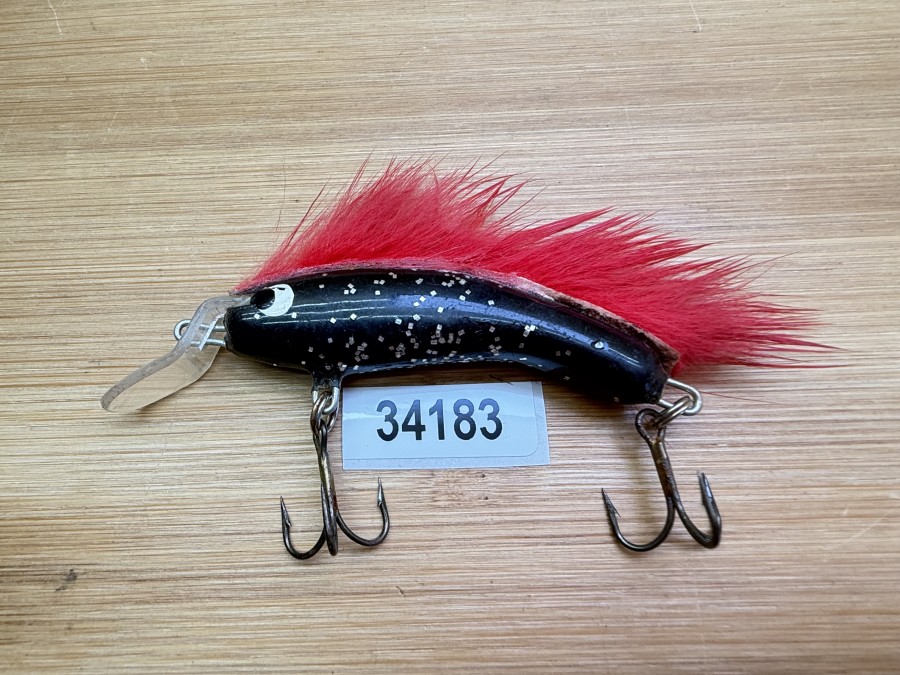 Wobbler, Turunen Finland, 6cm, 8g, schwarz/Glitzer, roter Fellstreifen, ungefischt