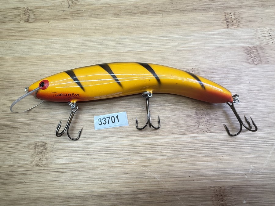 Wobbler, Turus Ukko, Turunen gemarkt, rot/orange/schwarz, 16cm, 39g, ungefischt