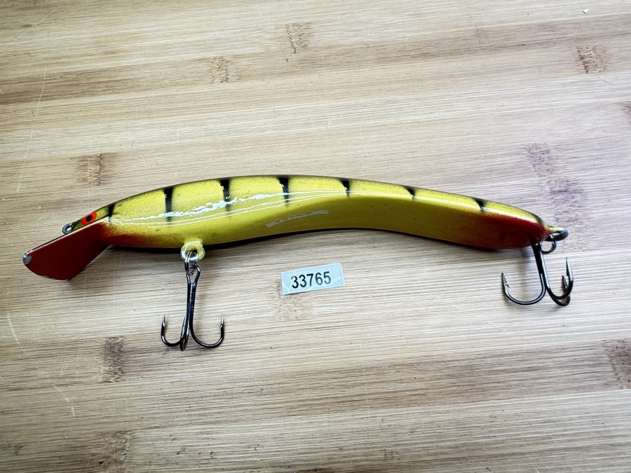 Wobbler, Turus Ukko, Handmade in Finland, Tiger, rot/gelb/schwarz, 20cm, 58g, ungefischt,