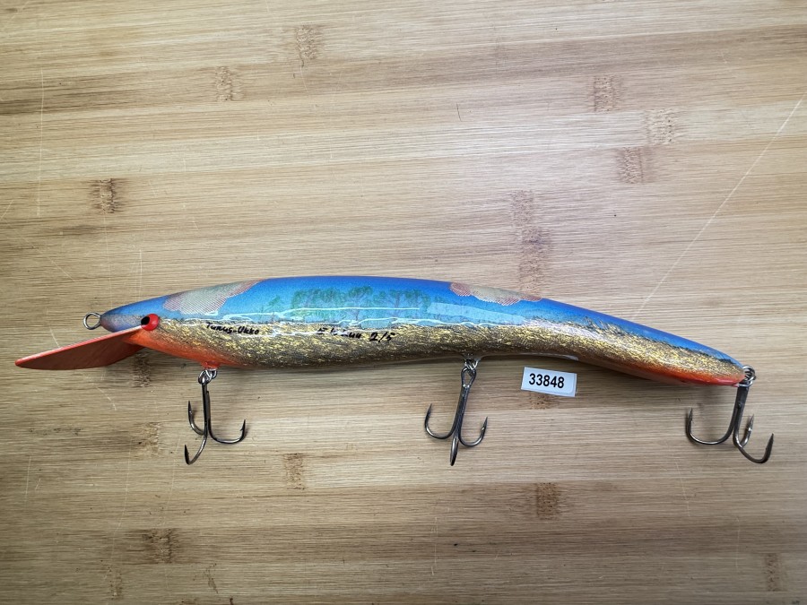 Wobbler, Turus Ukko Sonderedition August 1991, Handmade in Finland, Turus Ukko gemarkt, Elo kuu 2/5, rot/gold/grün/blau, 30cm, 147g, ungefischt