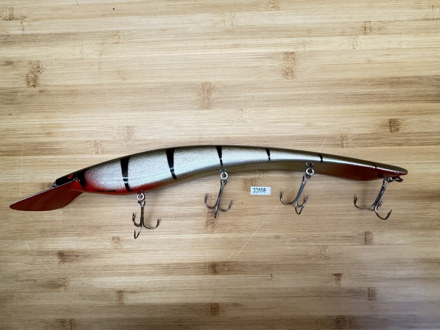 Wobbler, Turus Ukko, Handmade in Finland, Turus Ukko gemarkt, Striper, rot/silber/schwarz, 40cm, 257g, ungefischt